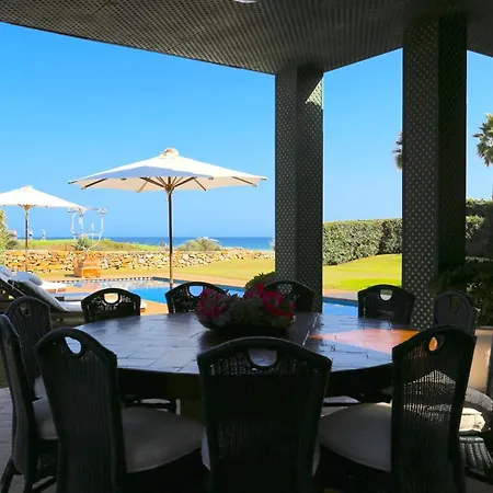 فيلة Ranas Casasola & Golf إِستيبونا