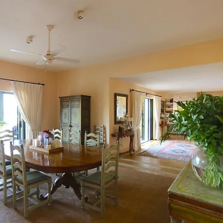 Ranas Casasola & Golf Villa *