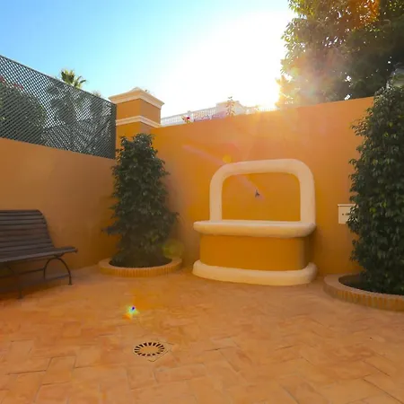 Ranas Casasola & Golf * Estepona