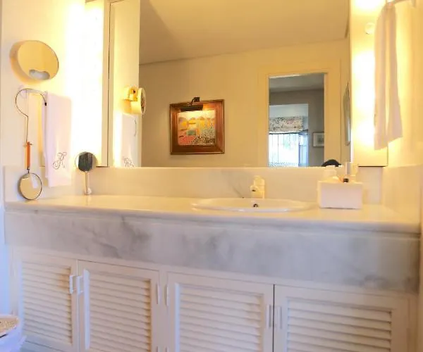 Ranas Casasola & Golf 埃斯特波纳