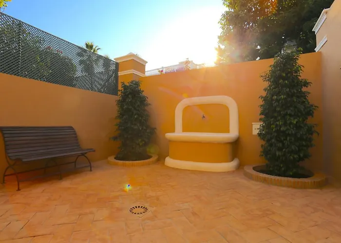 Ranas Casasola & Golf * 埃斯特波纳